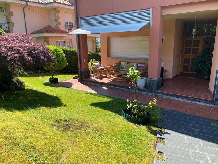 Casa rural para 10 personas, con Balcón y Jacuzzi además de Terraza y Jardín en Villaviciosa - 4