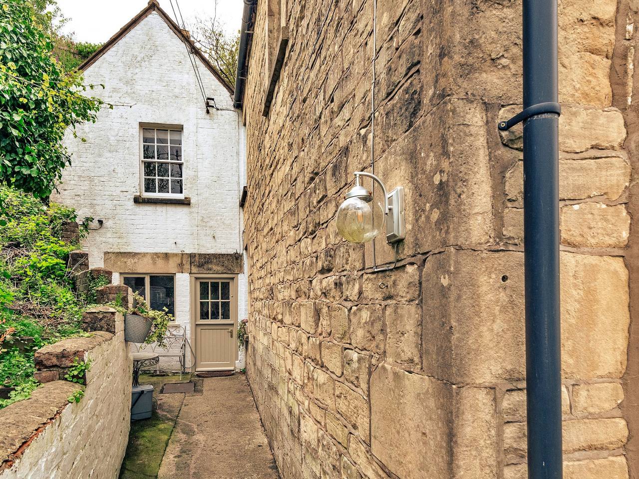 Hendy Cottage in Stroud, Gloucestershire