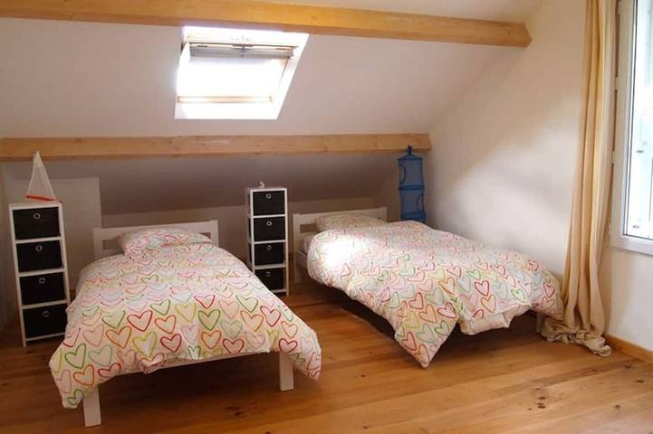 Location de vacances pour 6 personnes, avec jardin et terrasse, animaux acceptés dans Hourtin Plage - 4