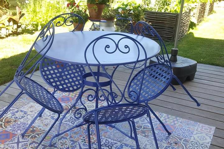 Gîte pour 2 personnes, avec Terrasse ainsi que Jardin et Vue à Genève