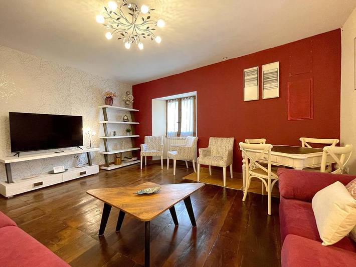 Casa de vacaciones para 10 personas, con jardín y vistas en Cuenca de Pamplona - 2