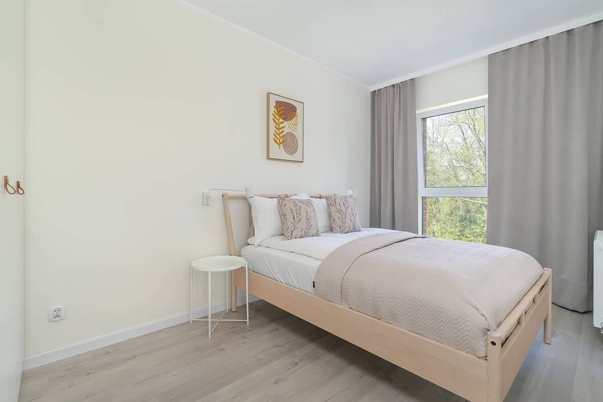 Ganze Wohnung, Spacious Apartment | 3 Bedrooms, 2x Parking, Workspace in Posen, Großpolen