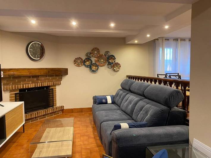 Casa de vacaciones para 16 personas, con balcón y vistas en Rioja Alta - 2