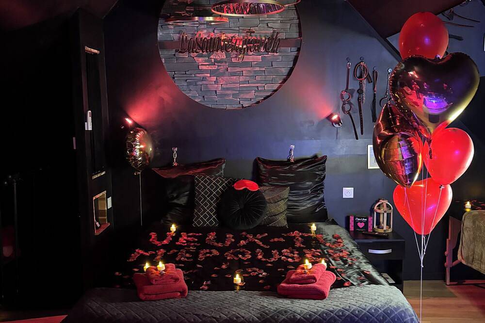 La Sainteny Touch - Erotic Room in Sainteny, Côte de la Déroute