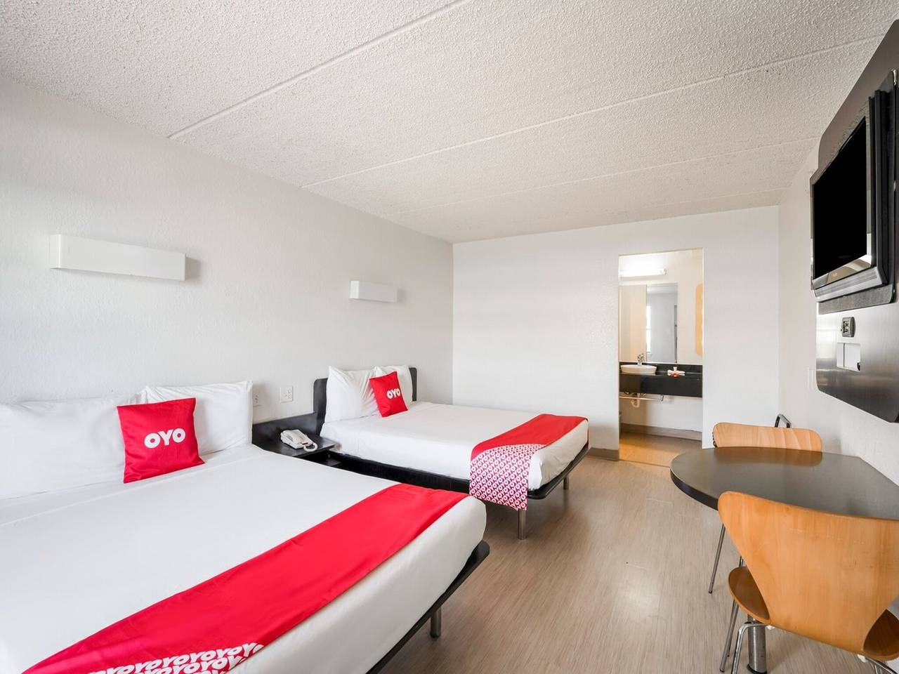 2 Cama Queen Accesible in Houston, Condado de Harris