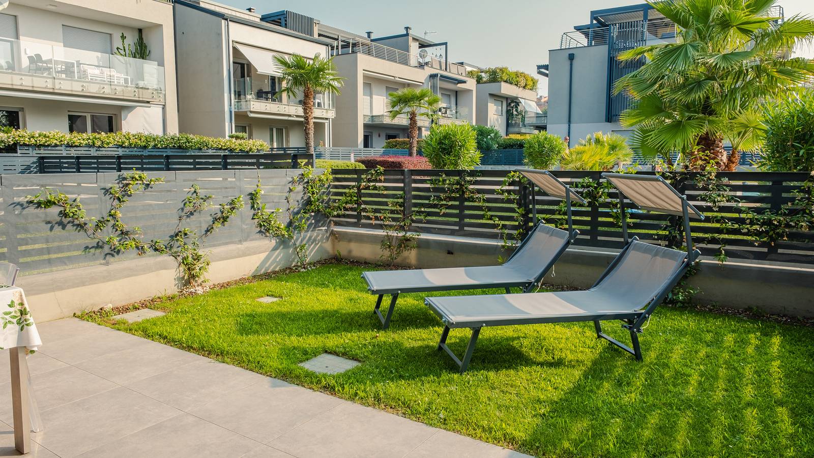Ganze Wohnung, Ferienwohnung für 4 Personen mit Garten in San Benedetto (Peschiera del Garda), Peschiera del Garda