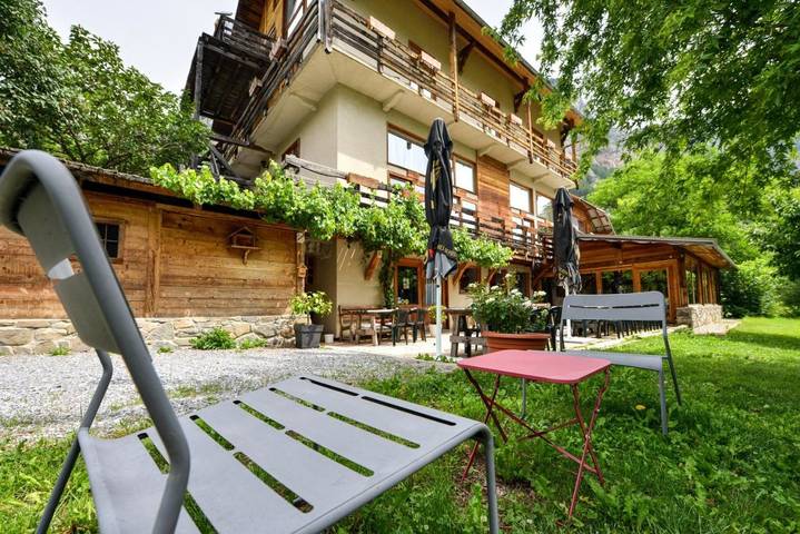Hôtel pour 5 personnes, avec jardin