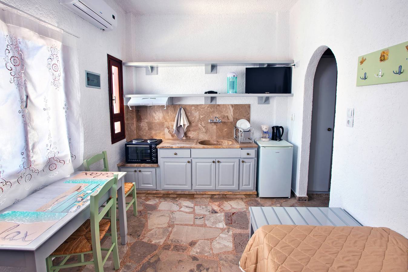 Appartement in een hotel 'met uitzicht op de tuin-Creta' met uitzicht op de bergen, internet in Ferma, Zuid-Kreta