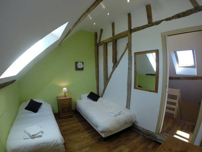 Gîte pour 6 personnes, avec terrasse et jardin, animaux acceptés à Saint-Fargeau - 4