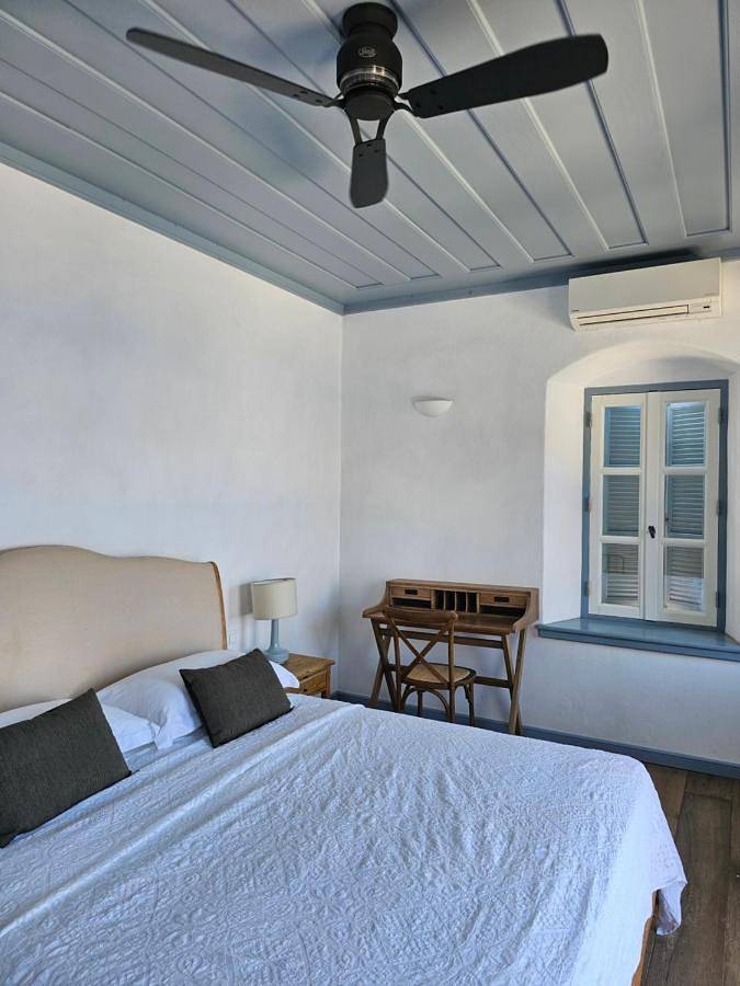 Chambre d’hôte pour 2 personnes, avec jardin et jacuzzi, animaux acceptés dans Symi - 4