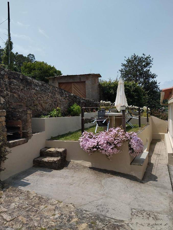 Location de vacances pour 4 personnes, avec jardin ainsi que vue sur le lac et vue à Ferrol - 3