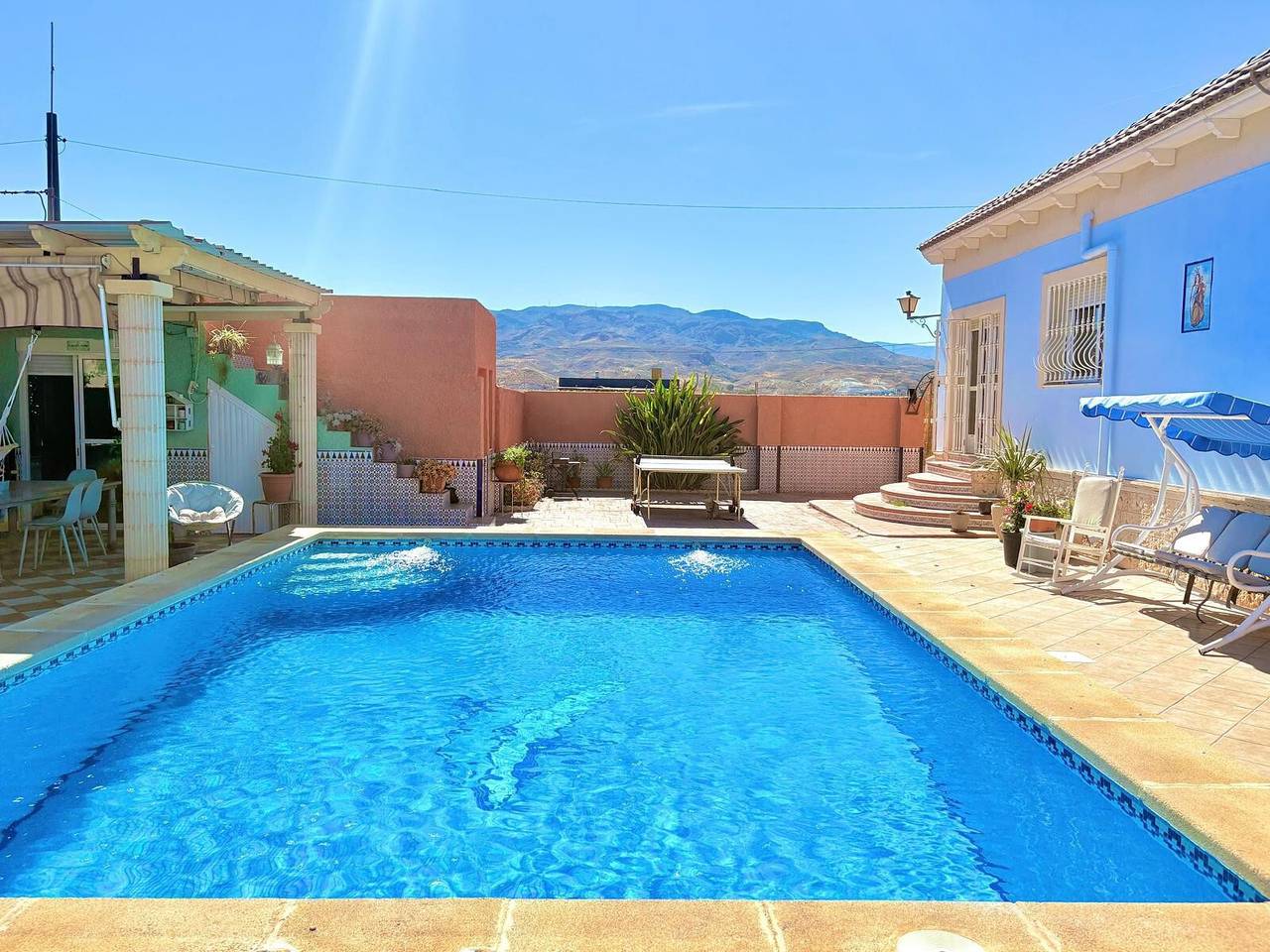 Villa Mansa: Vistas a la montaña, piscina privada y Wi-Fi en Pechina in Pechina, Cordillera Penibética