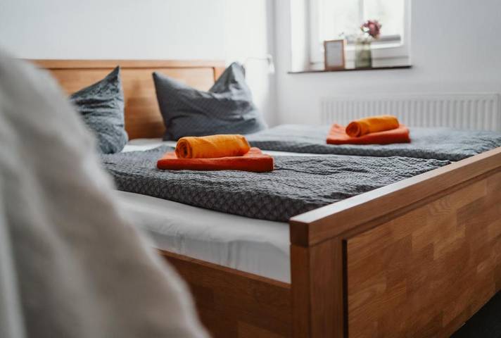 Ferienwohnung für 2 Personen, mit Terrasse in Schleiz