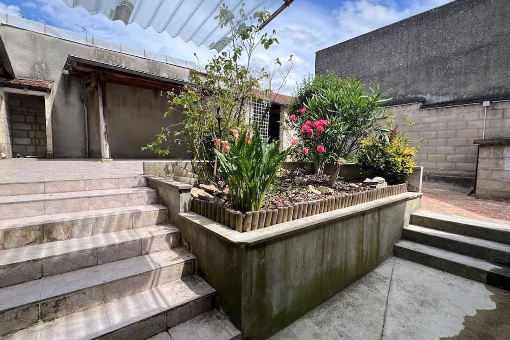 Four-Bedroom House in Nogent-sur-Seine, Aube