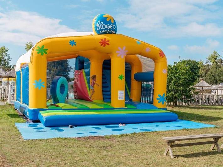 Location de vacances pour 6 personnes, avec piscine ainsi que jardin et bassin pour enfant dans Plage Kerambigorn - 3