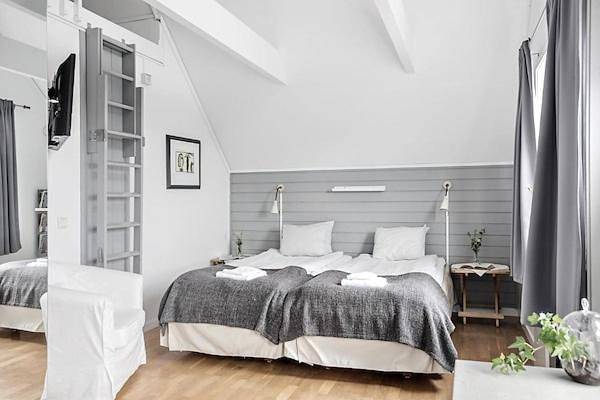 Ferienhaus für 3 Personen, mit Terrasse und Whirlpool sowie Garten und Sauna in Rönnäng - 4