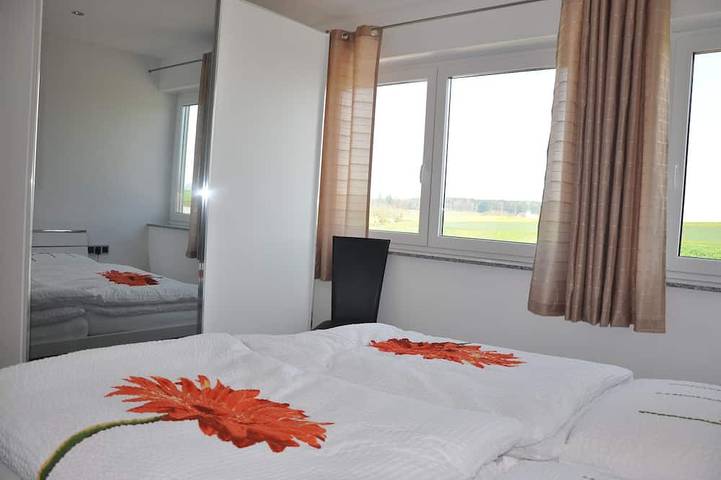 Ferienwohnung für 4 Personen, mit Sauna und Balkon in Bad Waldsee - 3