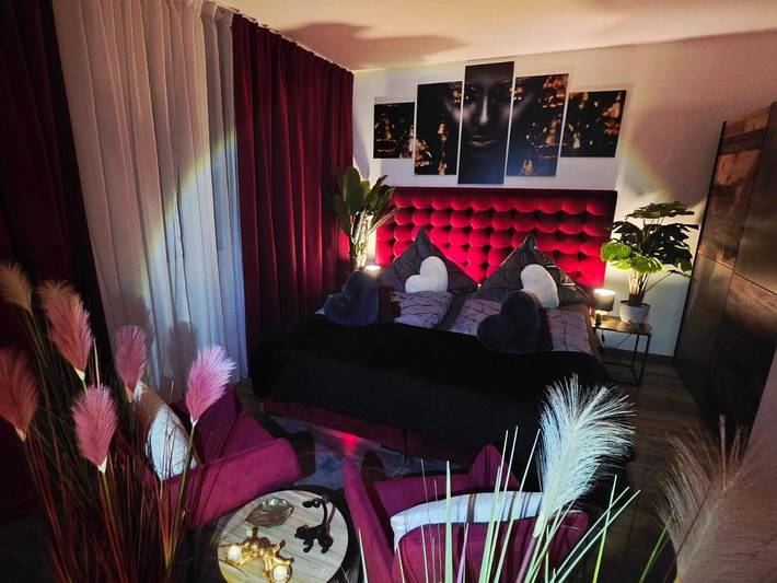 Ferienhaus für 4 Personen, mit Garten und Whirlpool sowie Sauna in Stadtkyll