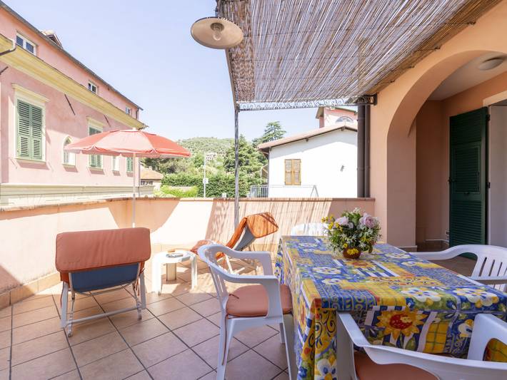 Ferienwohnung für 6 Personen, mit Ausblick und Terrasse sowie Garten, mit Haustier in Dolcedo - 2