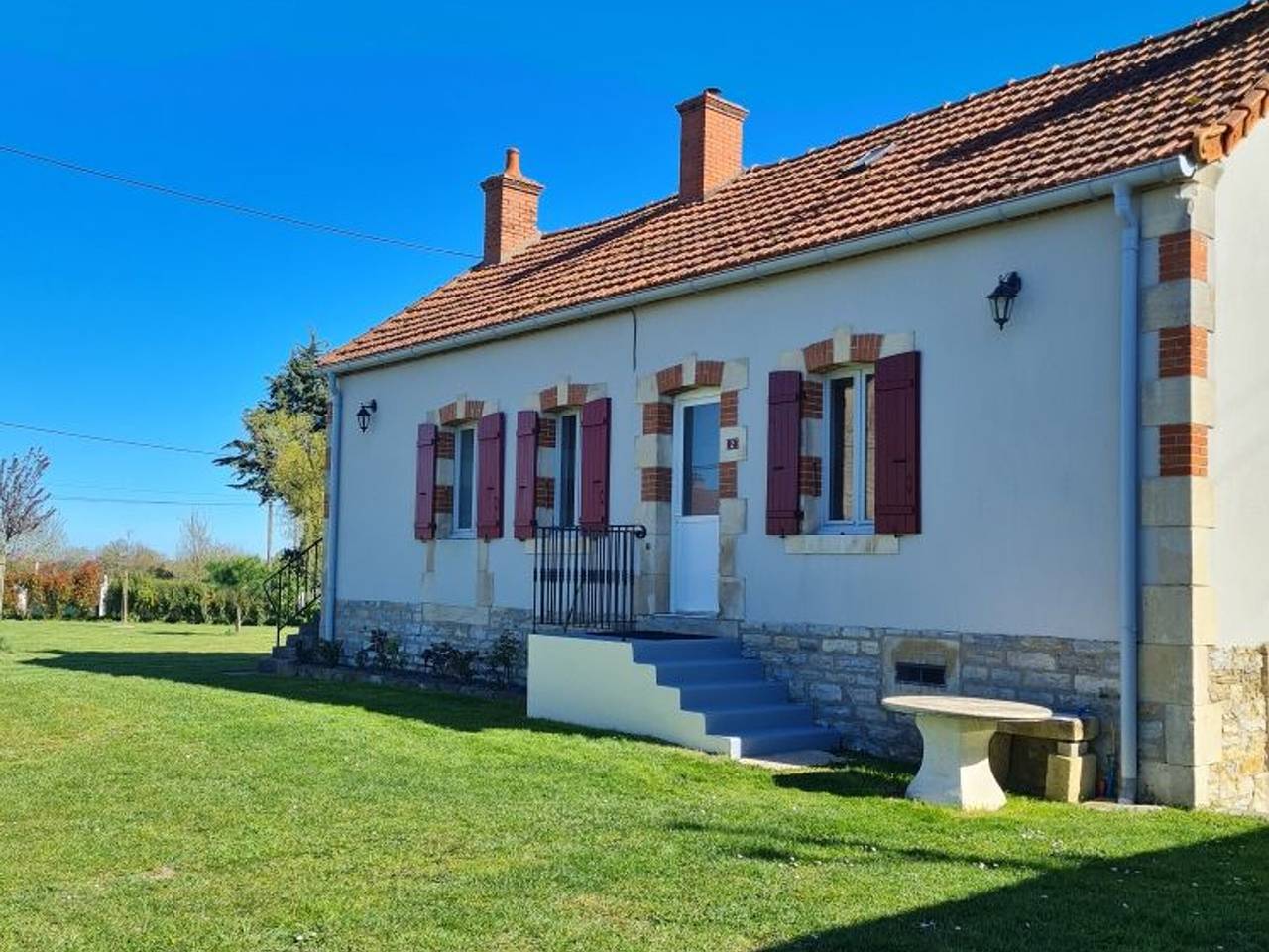 Maison calme à Cossaye, animaux acceptés, proche nature in Cossaye, Nièvre