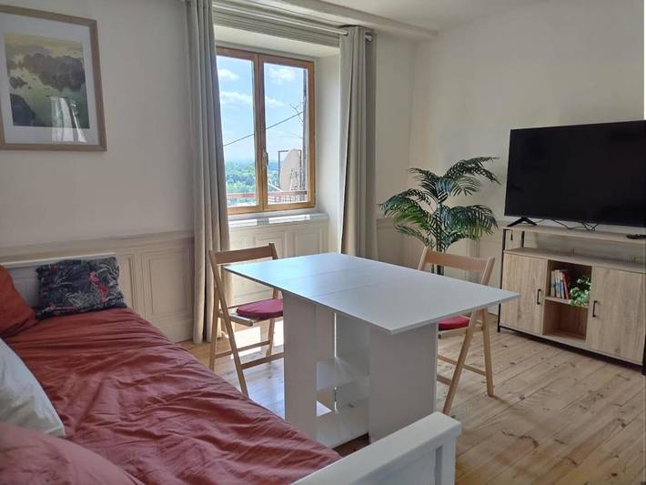 Gîte pour 2 personnes, avec vue à Thiers - 2