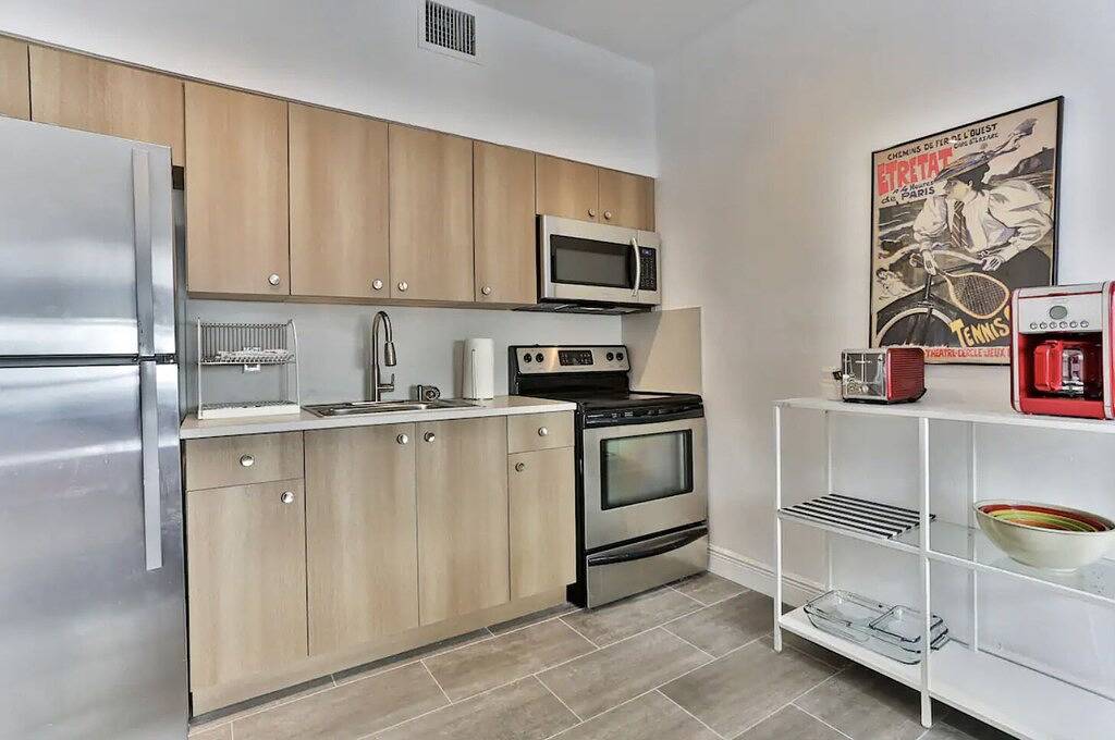 Ganze Wohnung, Centrally Located Impeccable Apartment Unit w/Bbq in Little Havana, Miami