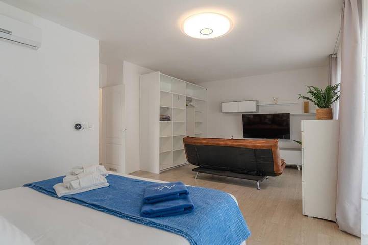 Villa für 14 Personen, mit Balkon und Whirlpool sowie Garten und Pool, mit Haustier in Adeje - 3