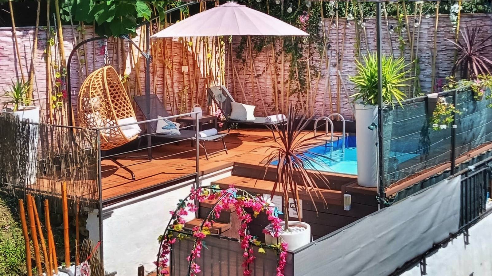 Geheel appartement, Huisdiervriendelijk appartement "Mansarda con vista lago" met meerzicht, zwembad, Wi-Fi & terras in Sulzano, Catena Bresciana Occidentale