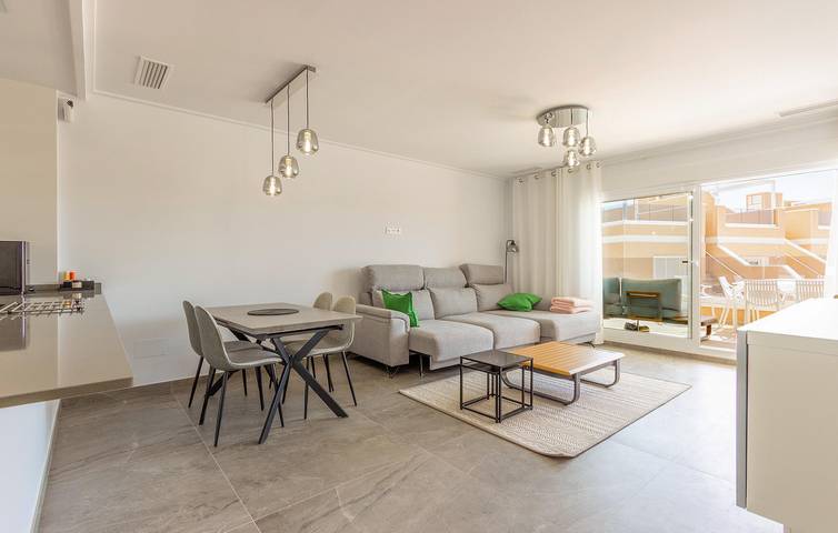 Appartement de vacances entier, Appartement en bord de mer avec parking, piscine, terrasse et Internet in El Mojón (Alicante), Pilar de la Horadada