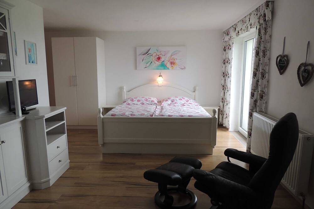 Ganze Wohnung, Ferienwohnung Zweisamkeit - Bauernhof Schöbringer in Weyregg am Attersee, Traunviertel