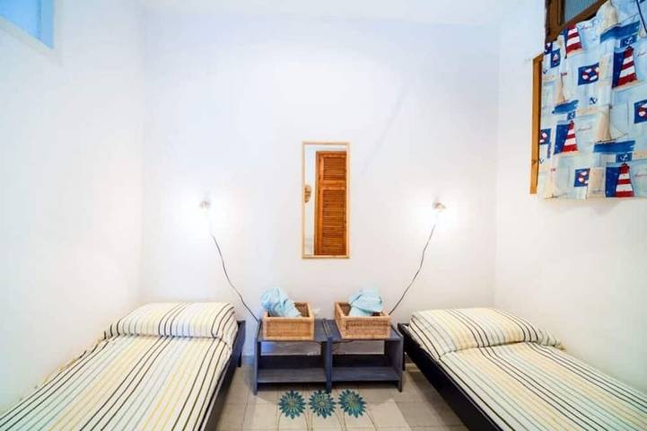 Ganze Wohnung, Ferienwohnung mit eigenem Eingang und Meerblick in Forio, Ischia