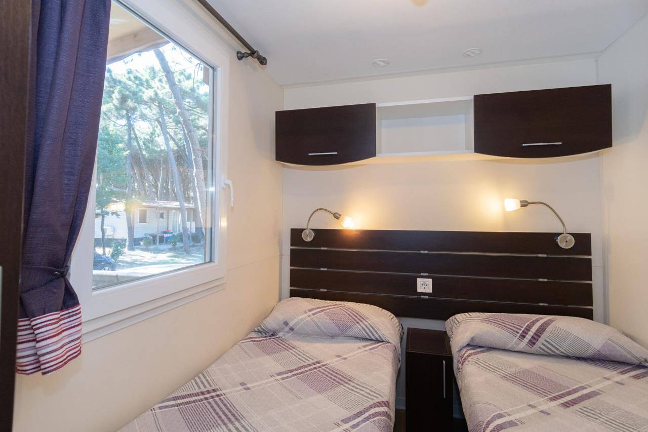 Feriehus for 6 personer med badebasseng in Lido di Spina, Provinsen Ferrara
