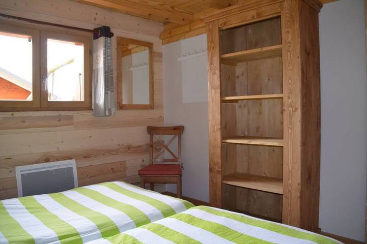 La Plagne / Les Coches Ski-in / Ski-out Chalet auf der Piste, gratis WiFi und Sauna !! in Bellentre, La Plagne-Tarentaise