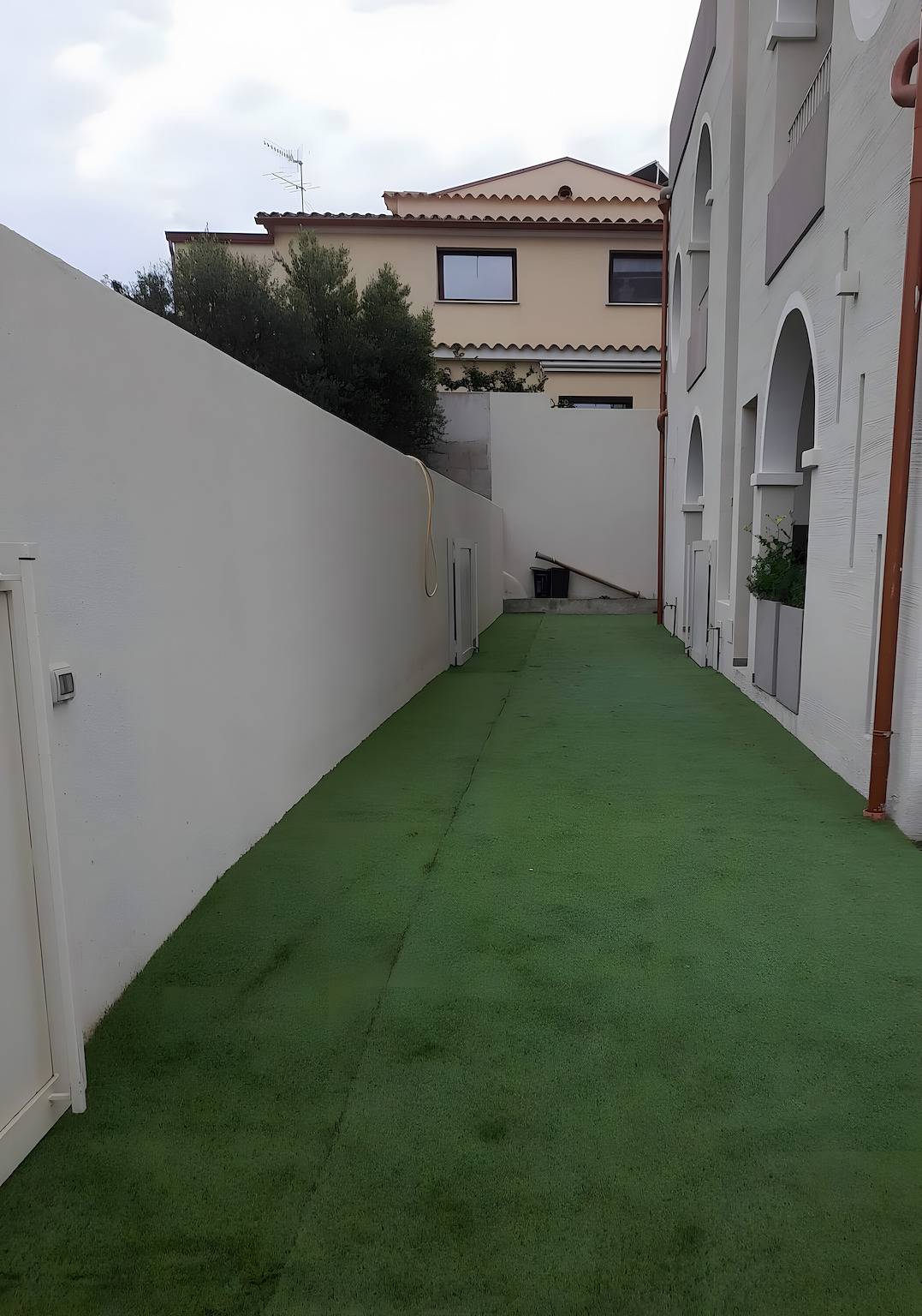 Ganze Wohnung, Ferienhaus 'Bertha' mit Bergblick und Klimaanlage in Crabonaxa/Villasimius, Villasimius
