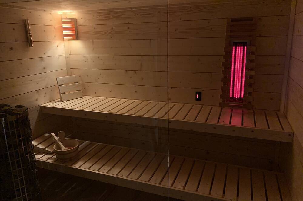 Ganze Wohnung, Luxus Wohlfühlappartement mit Sauna am Feldrand für 4 Personen (max. 6 möglich) in Wertach, Bayerisch Schwaben