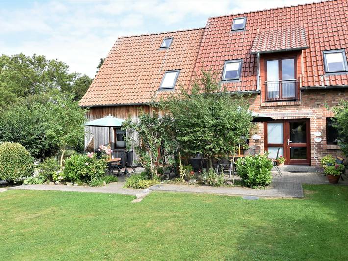 Ferienhaus für 10 Personen, mit Terrasse und Sauna in Warnow