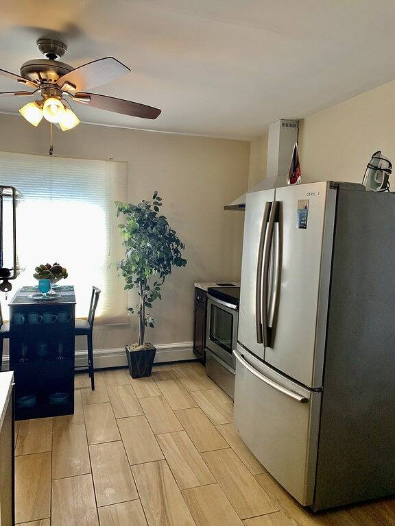 Ganze Wohnung, Schöne Wohnung direkt hinter der Stadt Pawtucket in Pawtucket, Providence County