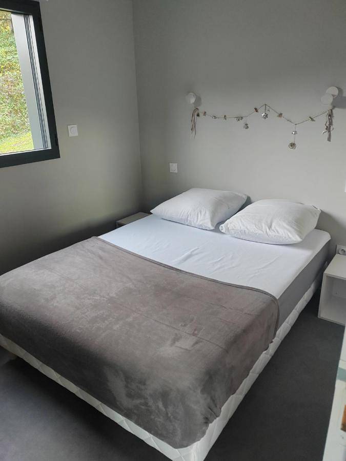 Gîte pour 4 personnes, avec terrasse et vue, adapté aux familles à Barbazan - 3