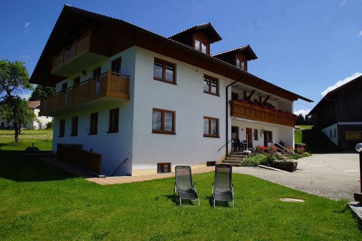 Ferienhaus für 8 Personen, mit Sauna und Garten, kinderfreundlich in Landkreis Straubing-Bogen - 2