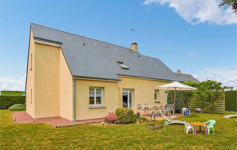 Location de vacances pour 8 personnes, avec terrasse à Créances - 2