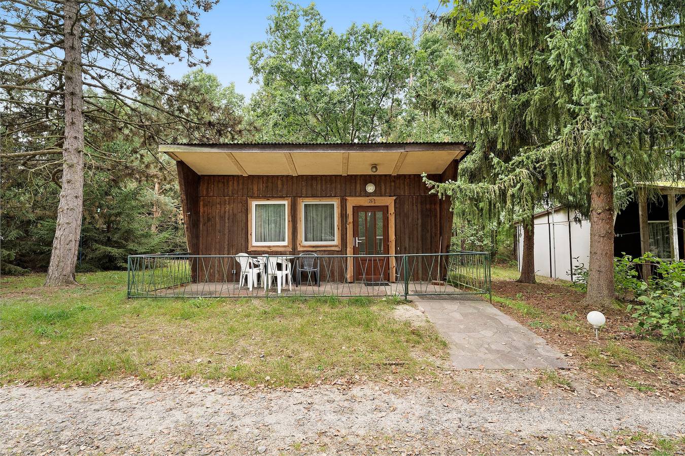 Bungalow '26 - Kimbucht' mit privater Terrasse und gemeinsamem Garten in Waldhufen, Oberlausitz-Niederschlesien