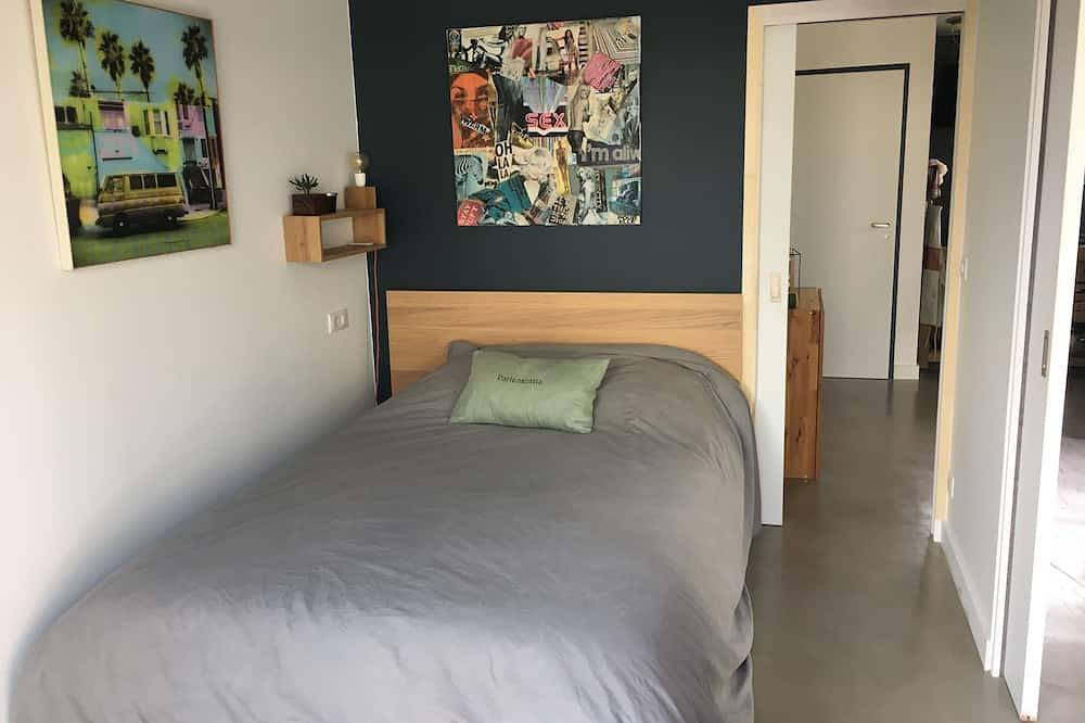 Maison d'architecte 4 chambres avec piscine au Golf de Biarritz le phare. in Anglet, Région de Bayonne