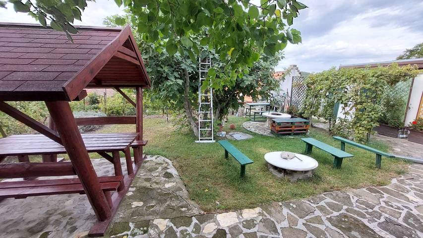 Location de vacances pour 5 personnes, avec Jardin à Tihany