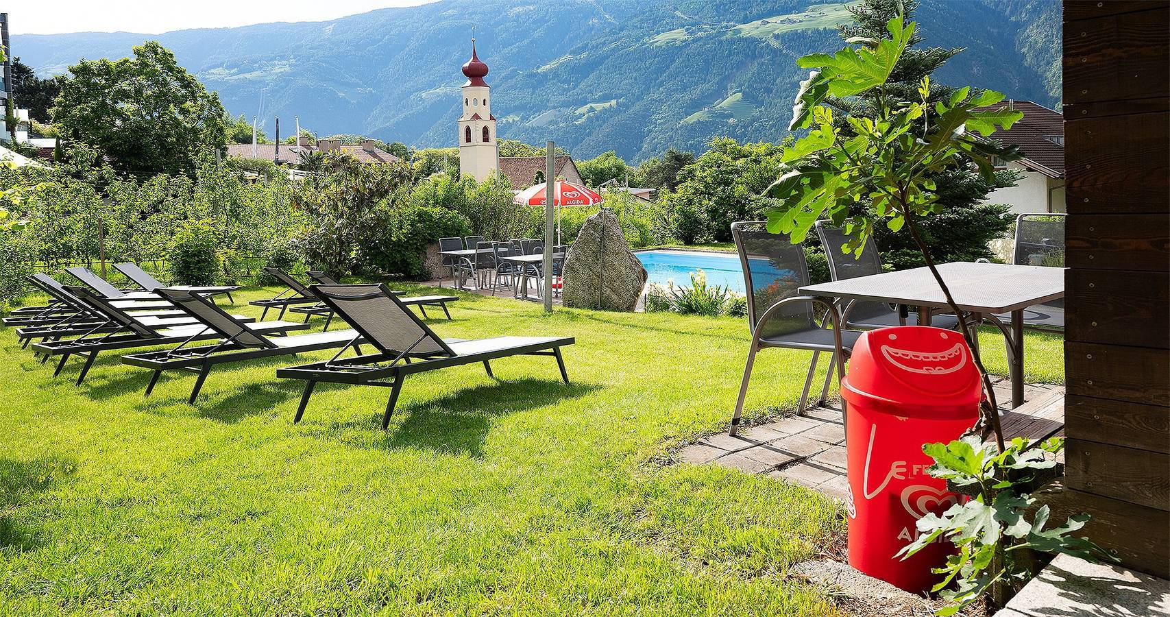 Zimmer „Rosé“ mit Bergblick, Gemeinschaftspool und Wlan in Naturns, Texelgruppe