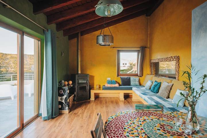 Ferienwohnung für 4 Personen, mit Balkon und Garten sowie Pool