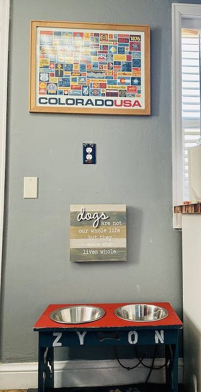 Pet And Family Friendly Conveniently Located I Heart Colorado Home in Arvada, Jefferson County