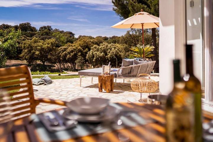 Chalet para 10 personas, con jardín además de piscina y vistas, Se admiten mascotas en Alhama - 4