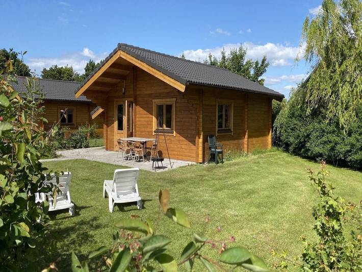 Chalet für 6 Personen, mit Terrasse und Garten, kinderfreundlich