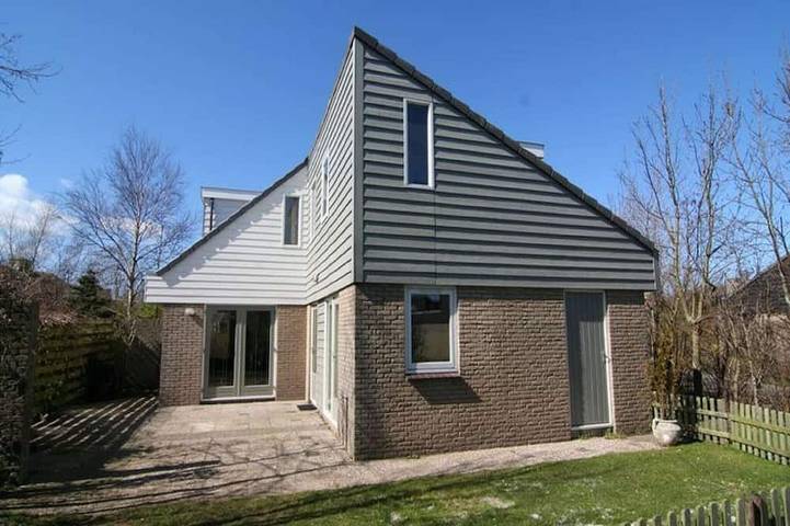 Ferienhaus für 8 Personen, mit Garten und Pool, mit Haustier