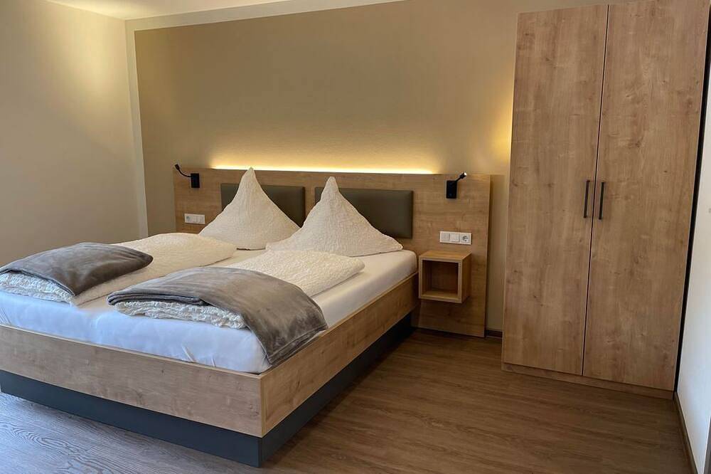 Doppelzimmer 2 - Gäste- und Weinhaus Haus Schatzgarten in Wolf, Traben-Trarbach